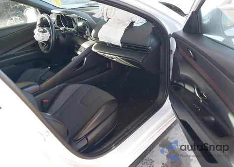 2022 Hyundai Elantra N Line z USA, uszkodzony, nr VIN KMHLR4AF0NU326938